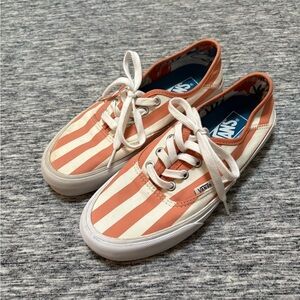 Vans Striped Ladies Size 7